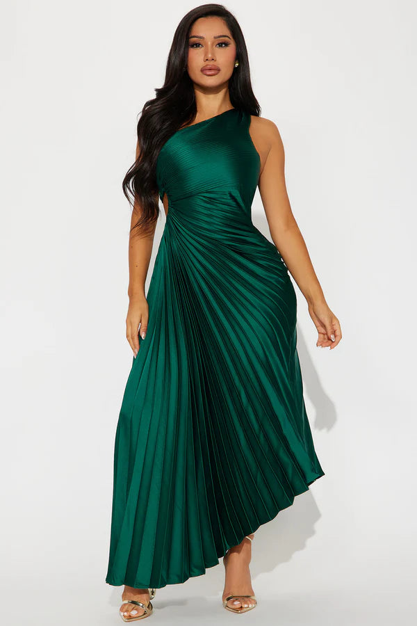 The Aria Pleated Gown ✨