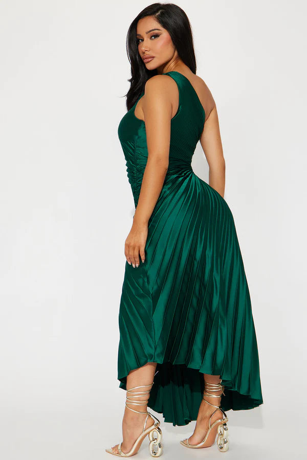 The Aria Pleated Gown ✨